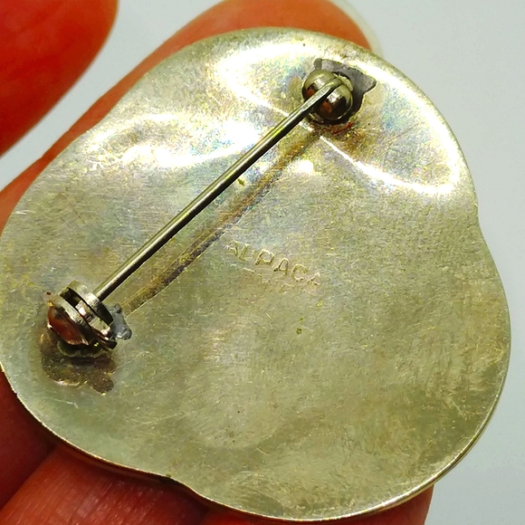 SOLD         Vintage Alpaca Mexico Silver and Abalone Shell Brooch - Picture 7 of 8